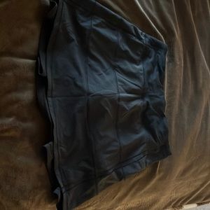 Lululemon black skirt